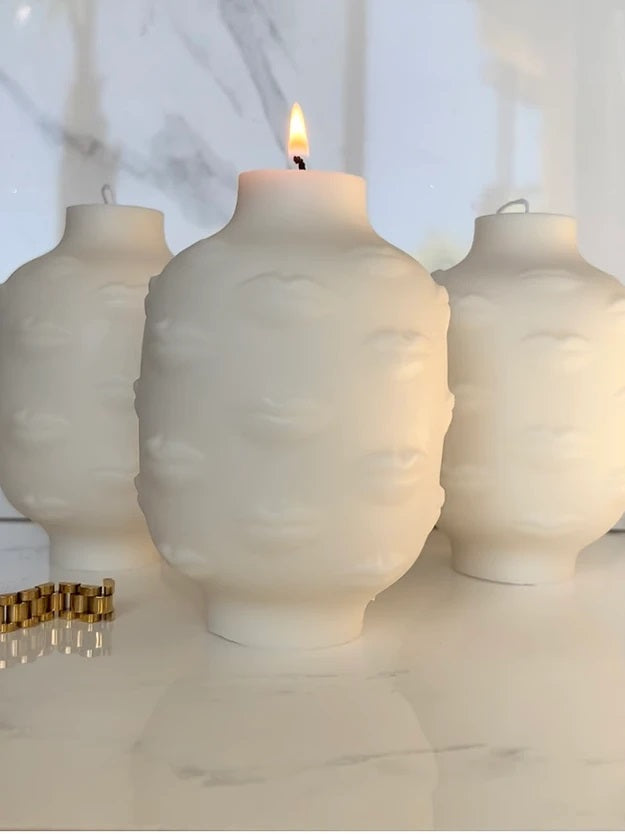 Luxe Kisses Vase Candle
