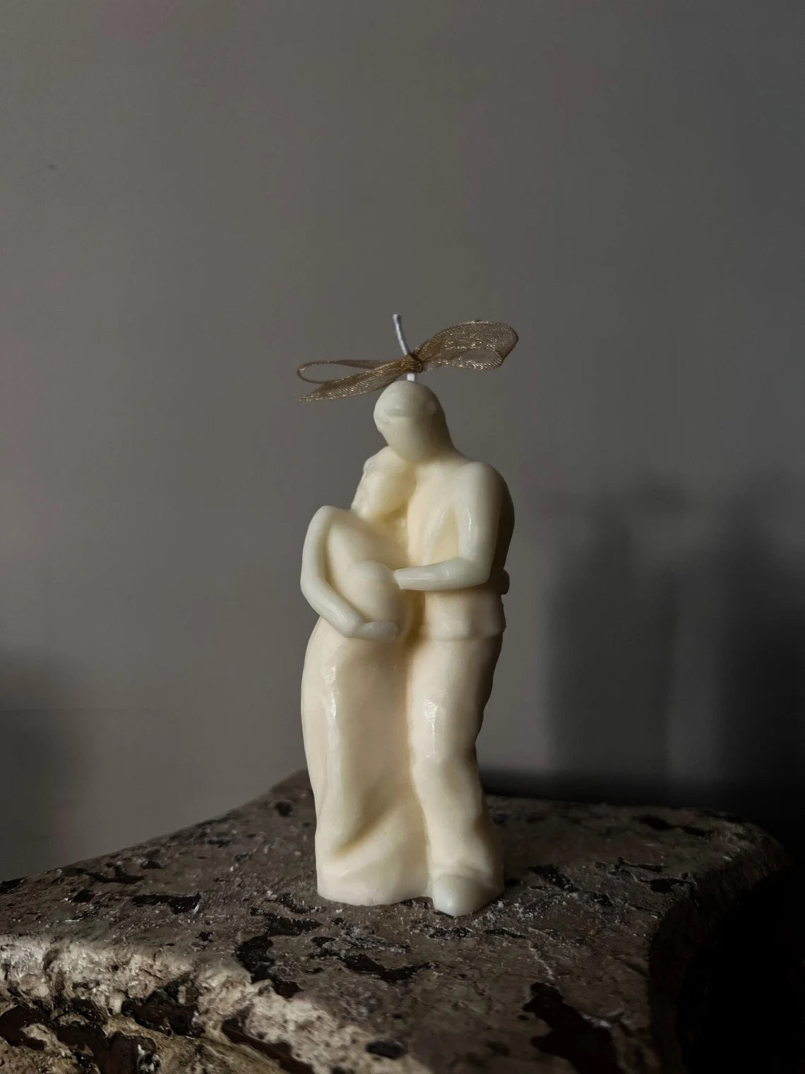 Pregnant Couple in Love Candle in Multiple Colors