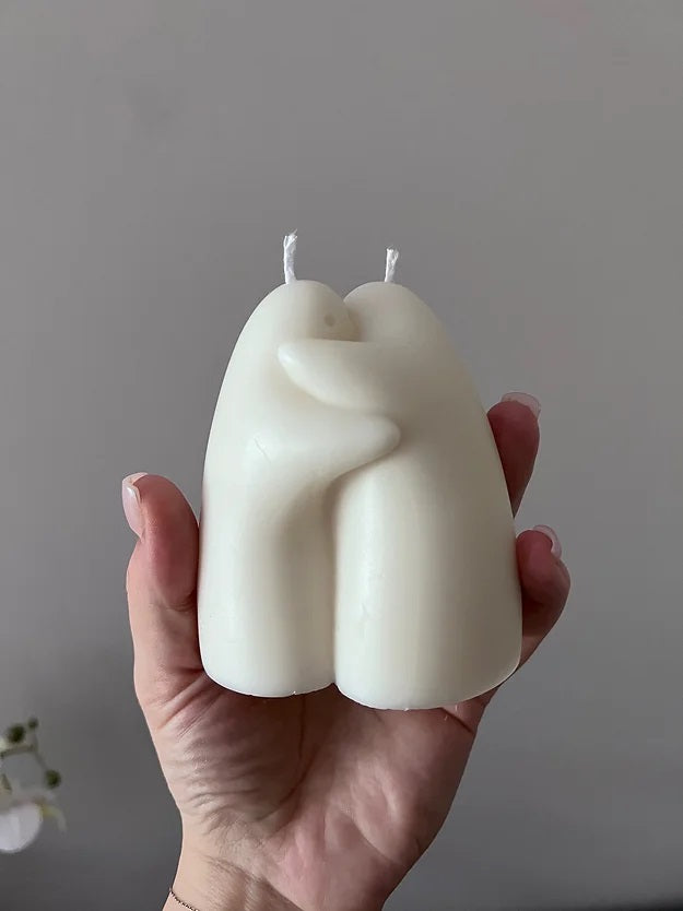 Hugging Friends Candle in Multiple Colors