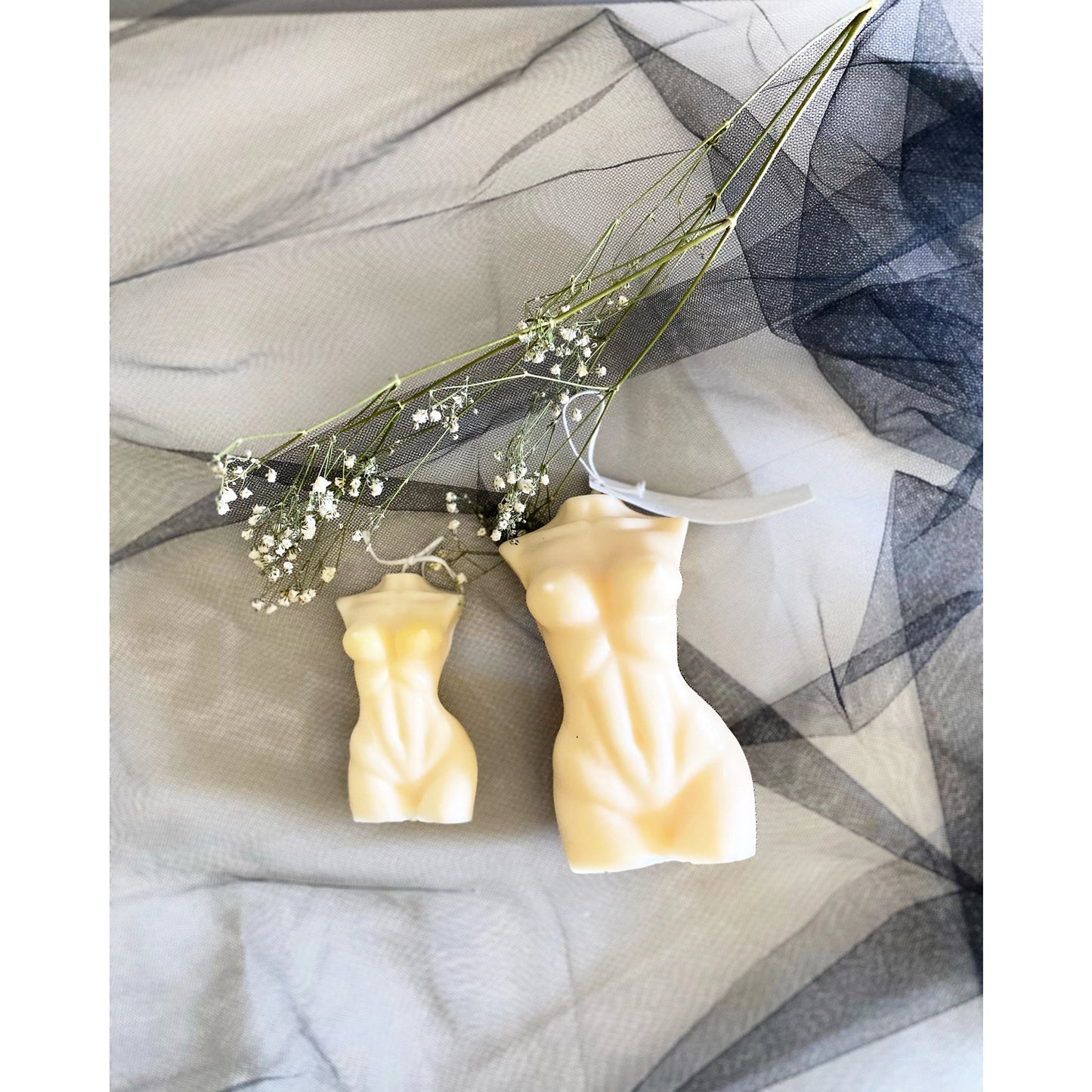 Large Yoga Fit Body Candle in Ivory
