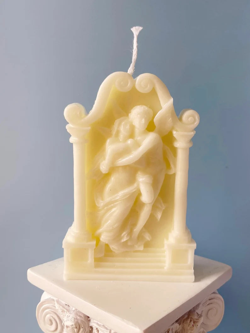 Sculpted Candle Gift Set in Ivory