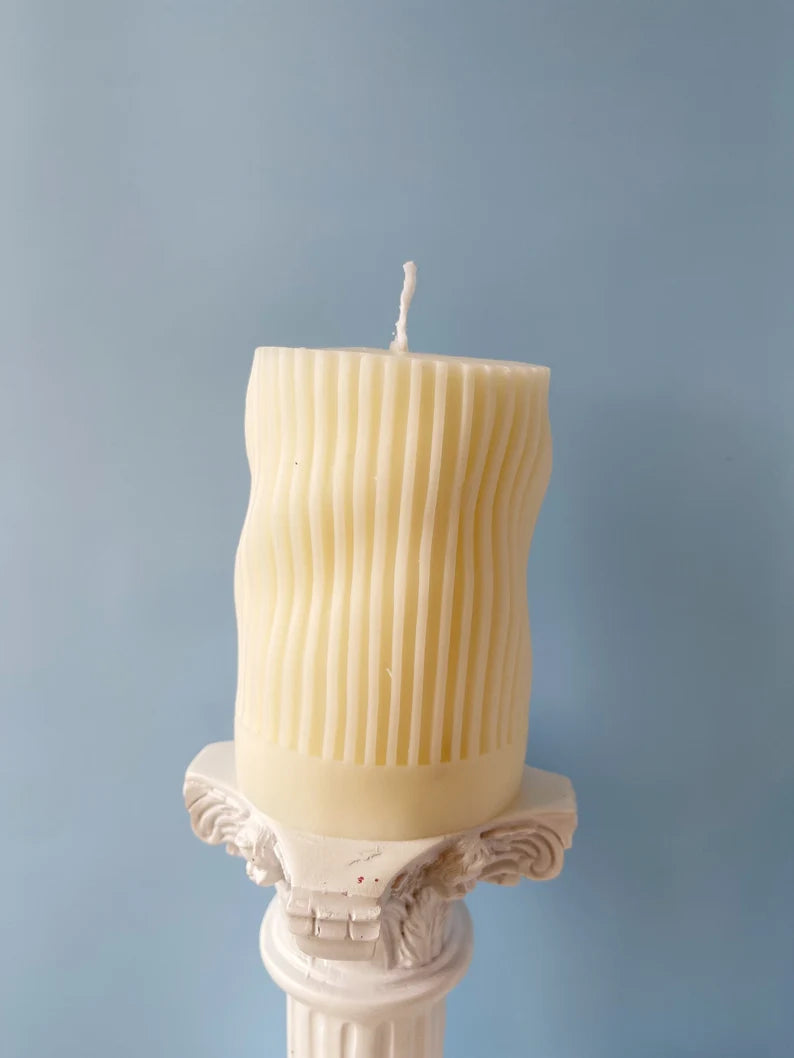 Sculpted Candle Gift Set in Ivory