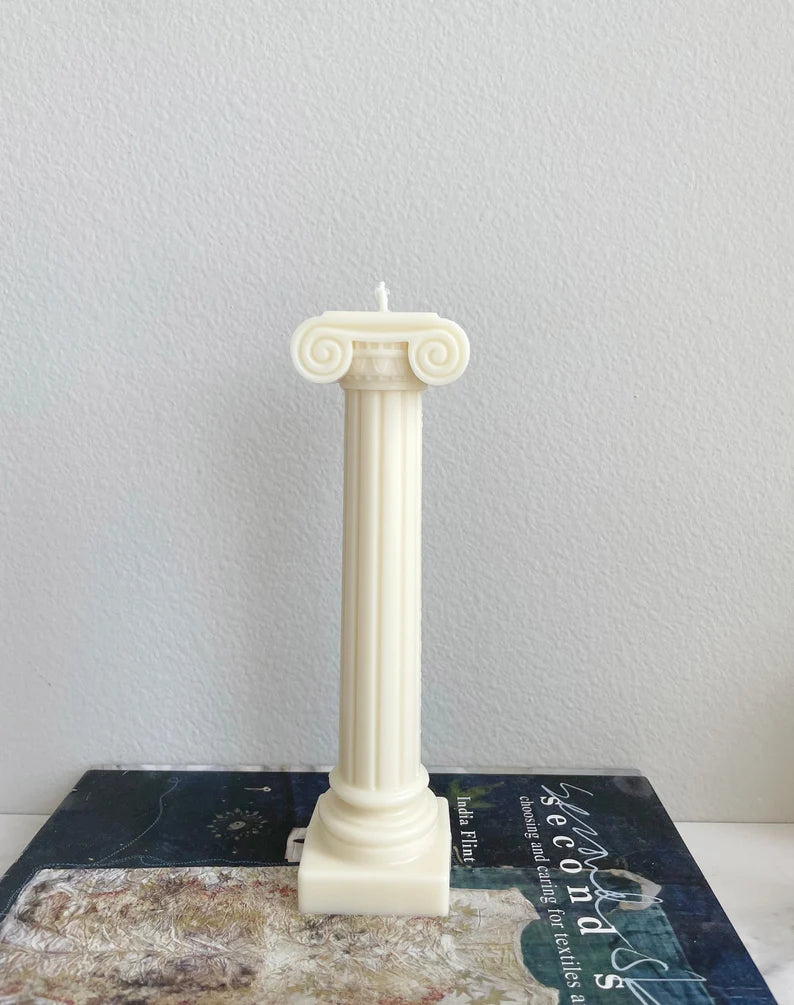 Roman Column Candle in Clear Ivory