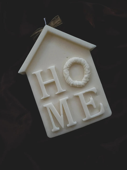 Holiday Home Candle Small