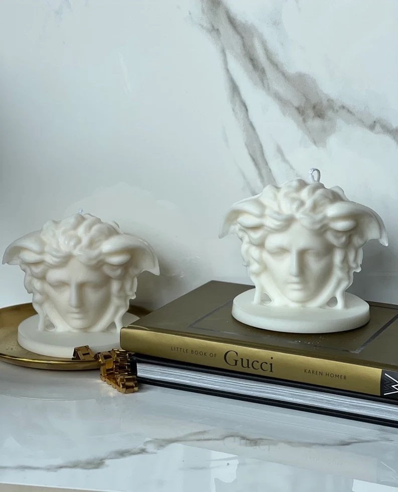 Luxe Medusa Candle in Ivory