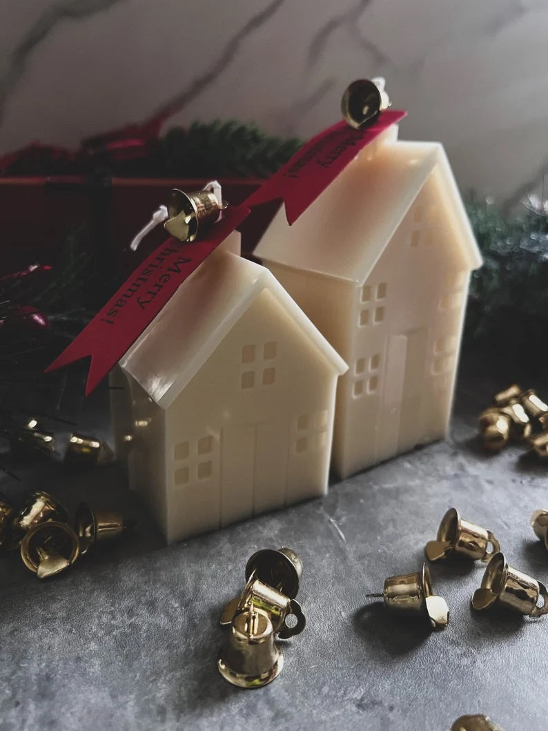 Holiday House Candle Large
