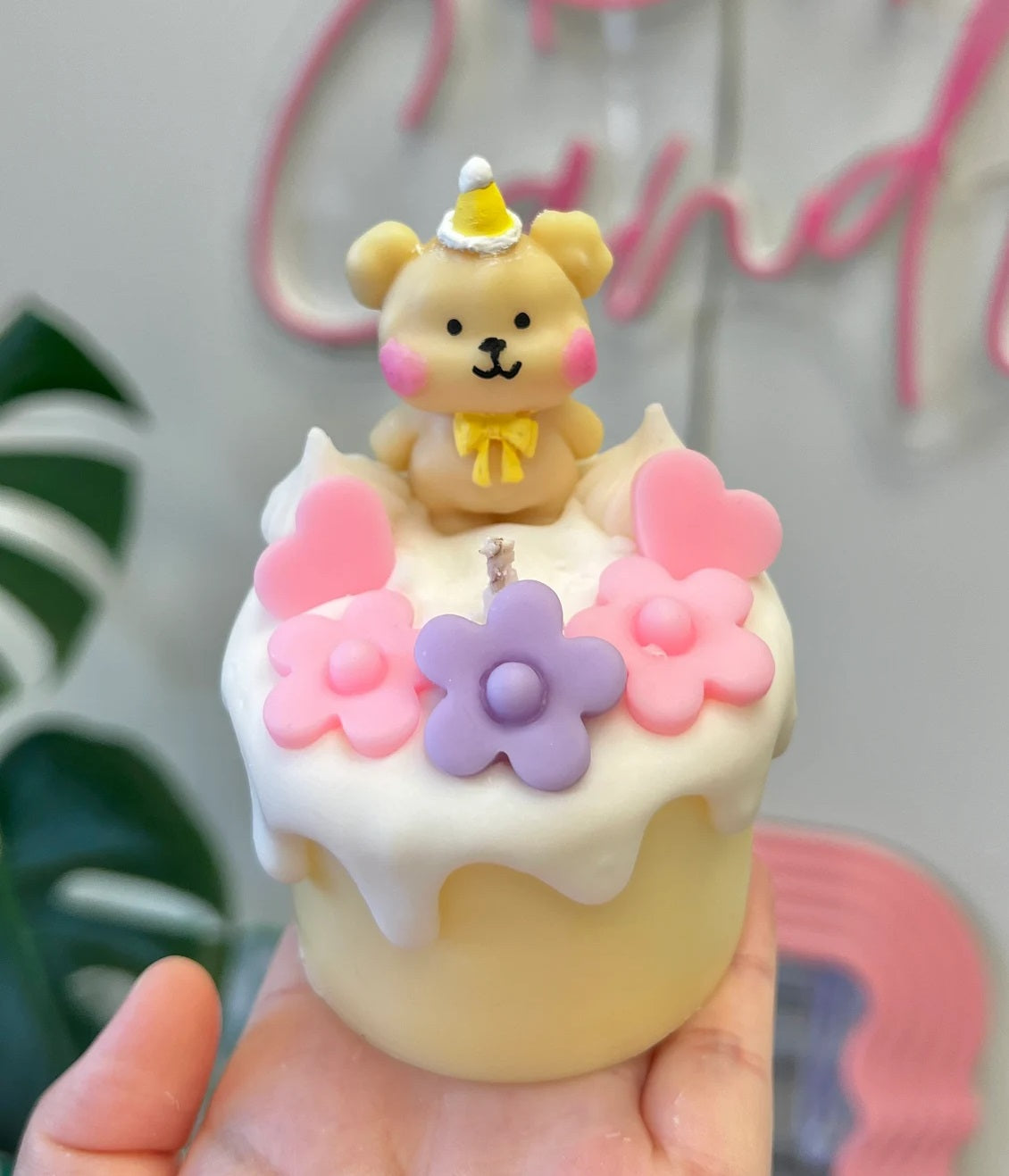 Mini Birthday Cake with Little Daisies