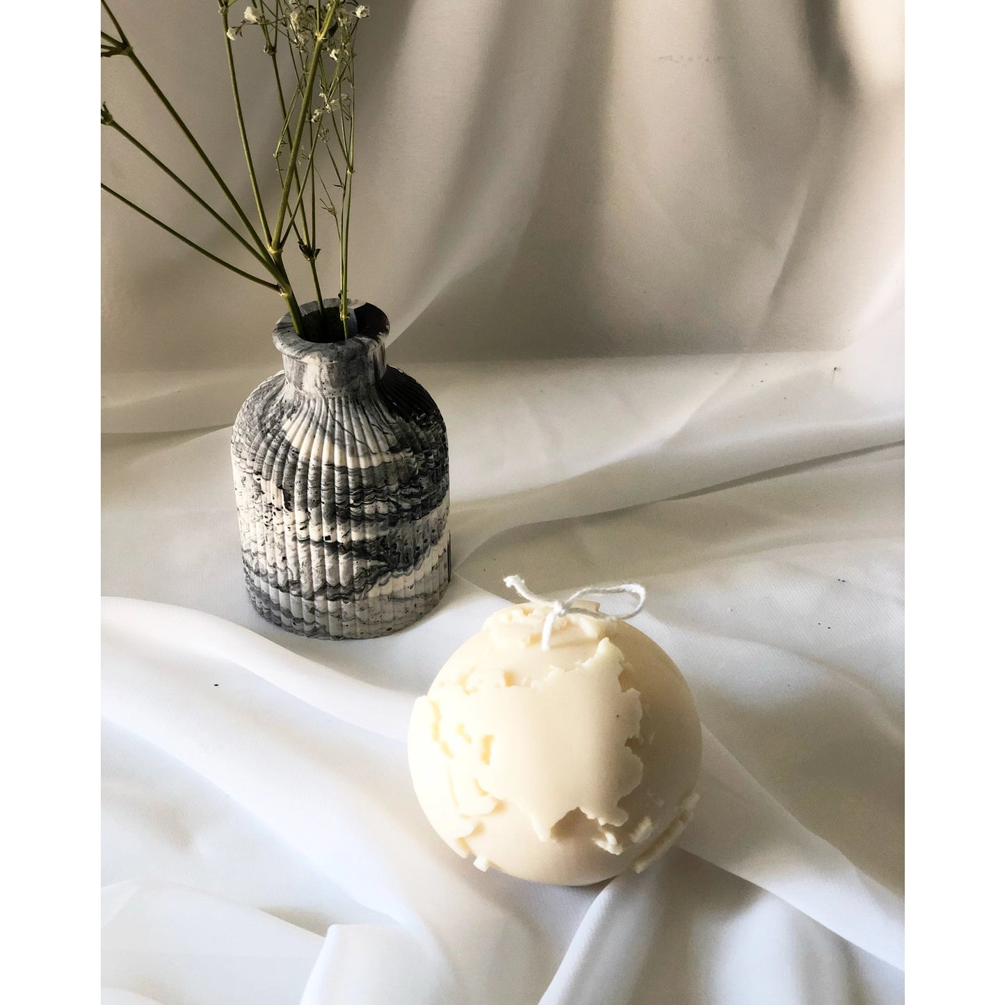Globe Candle in Ivory