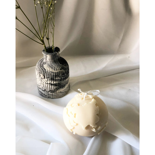 Globe Candle in Ivory