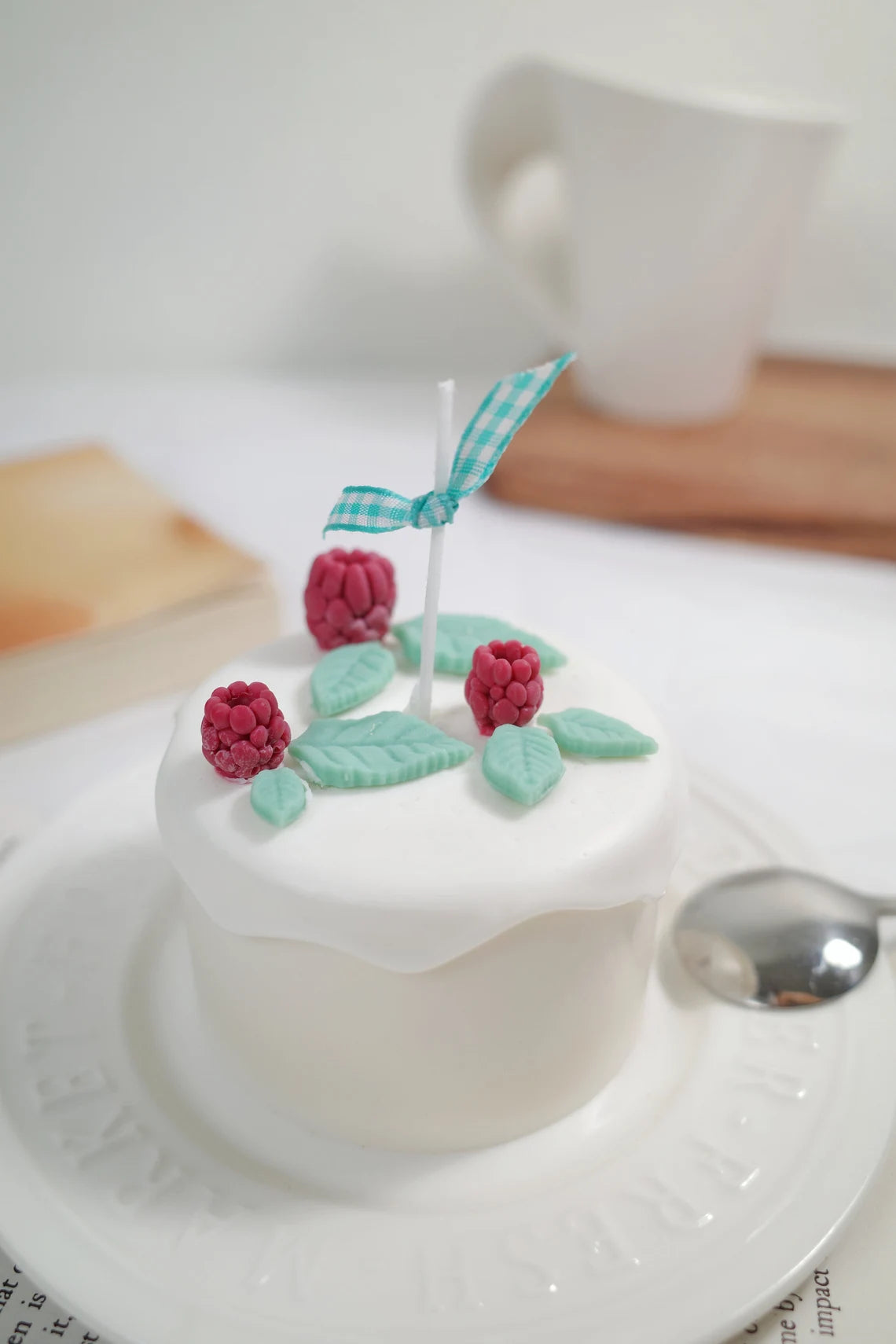 Lovely Mini Cake Candle with Raspberries